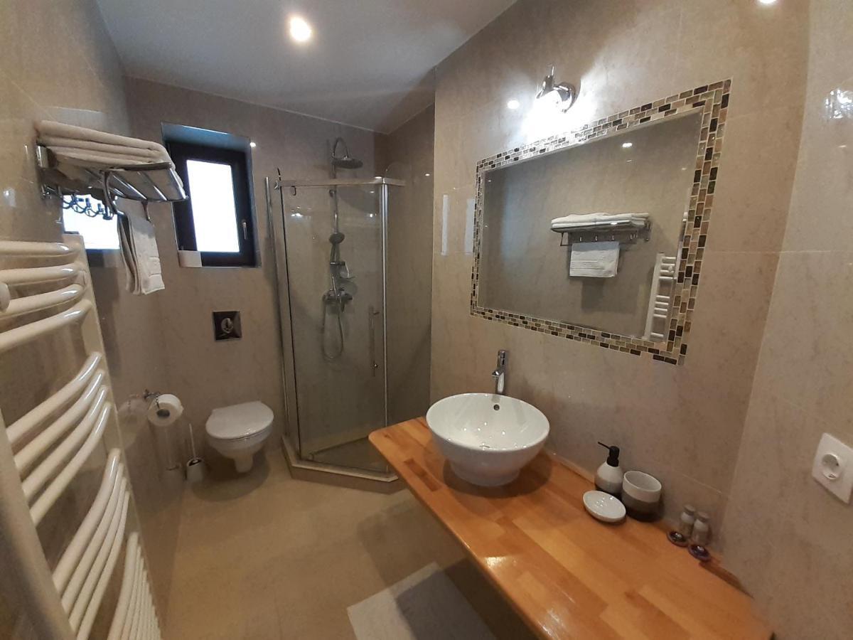 Lanobila Otel Sinaia Dış mekan fotoğraf