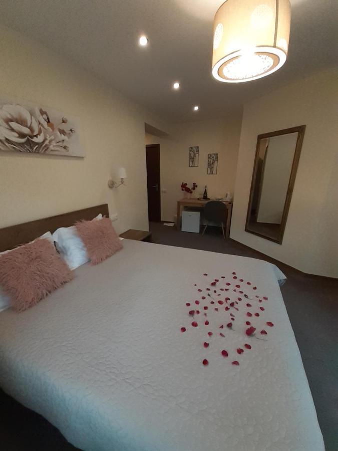 Lanobila Otel Sinaia Dış mekan fotoğraf