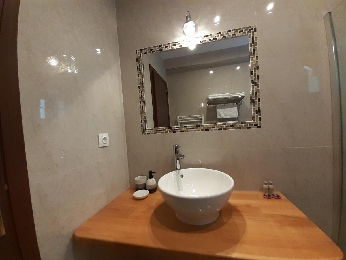 Lanobila Otel Sinaia Dış mekan fotoğraf
