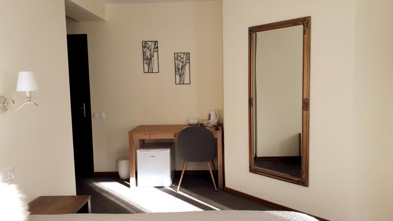 Lanobila Otel Sinaia Dış mekan fotoğraf